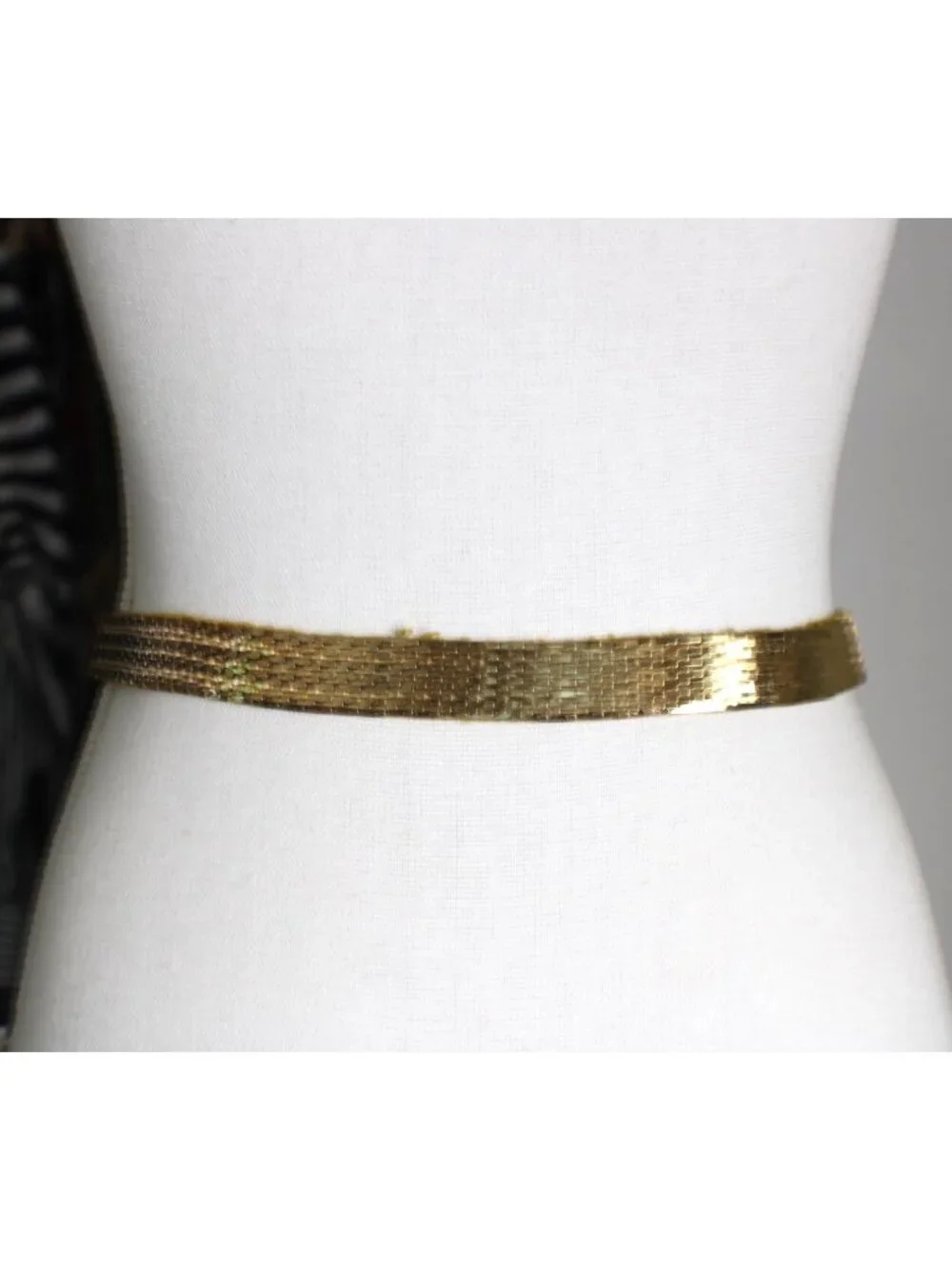 Vintage Gold Metal Fish Scale Elastic Stretch Belt Rectangle Buckle Clasp 1970s